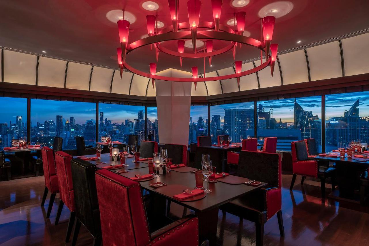The Landmark Бангкок Экстерьер фото The interior of Red Sky restaurant